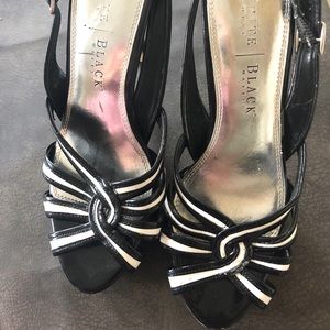 Women high heel dress shoe with hearts on strap 7.5